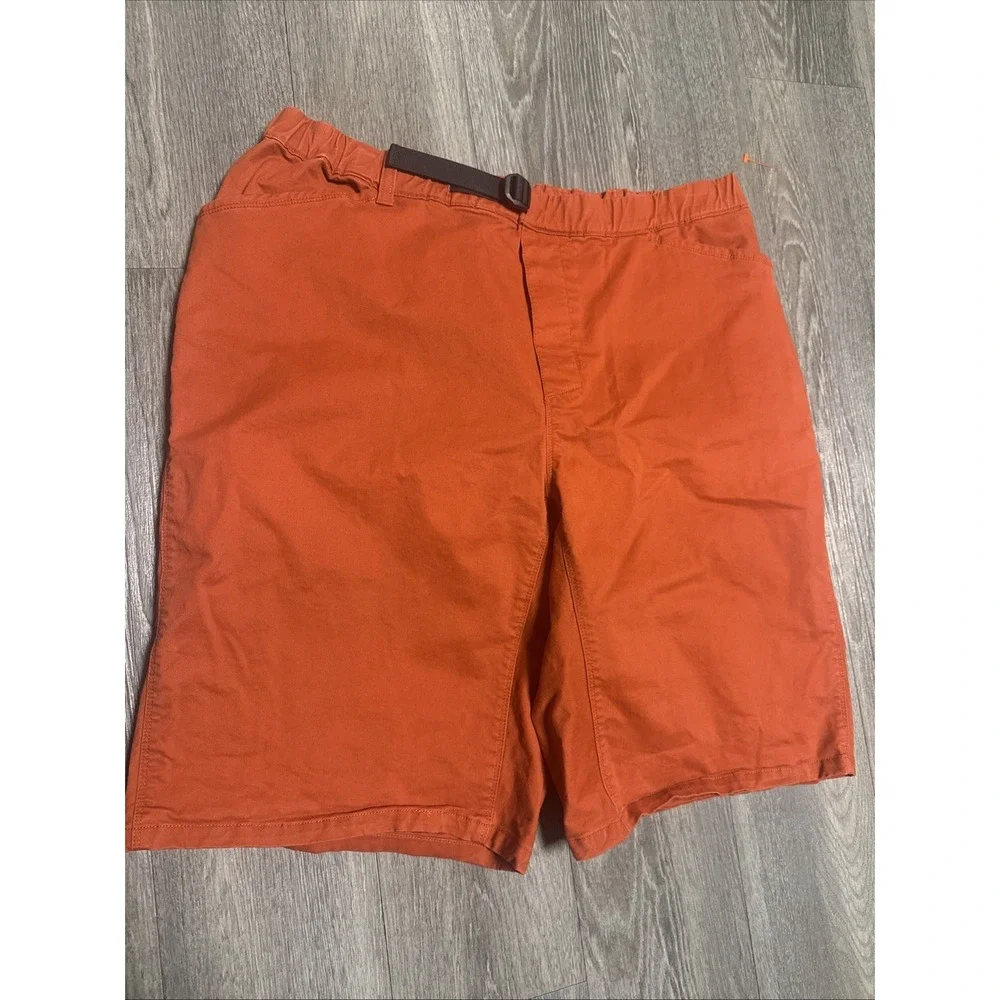 Mountain Hardwear Shorts Mens XL Outdoors Workwear Casual Built in Belt Orange